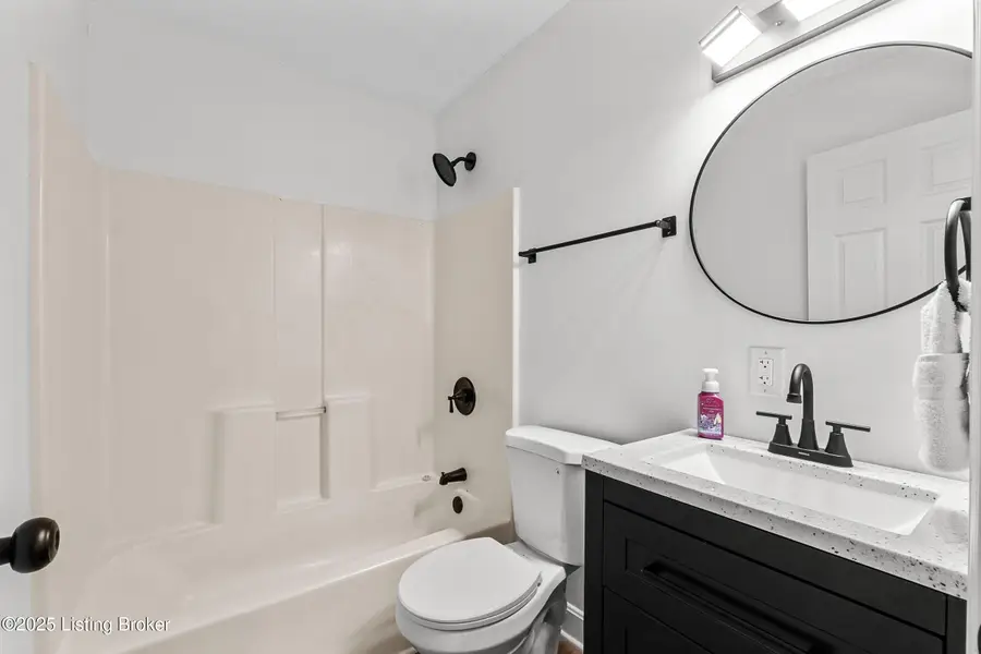 5106 Laughlin Ave, Louisville, KY 40214 - Image #2