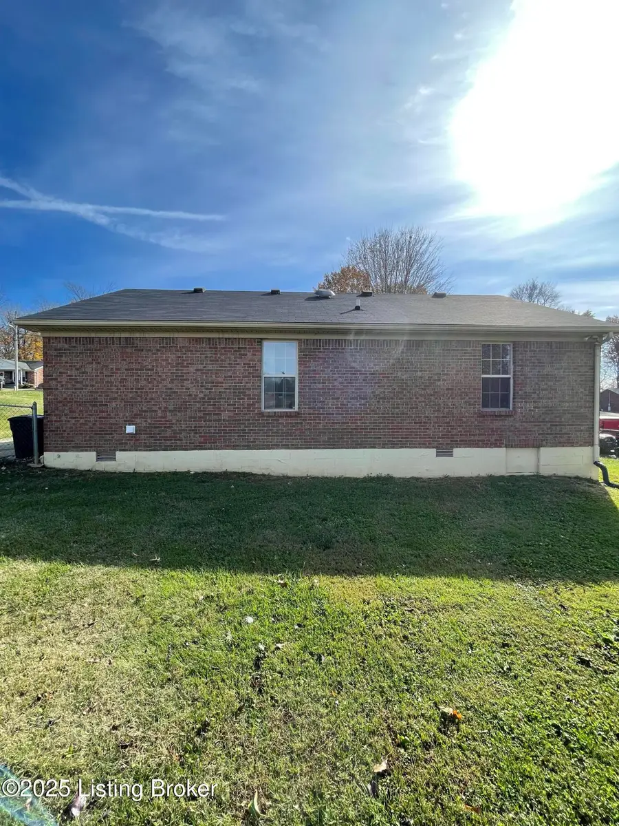 122 Valleyview Dr, Bardstown, KY 40004 - Image #3
