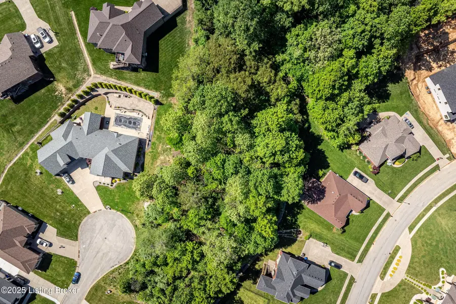 4101 Smarty Jones Dr, Louisville, KY 40214 - Image #3