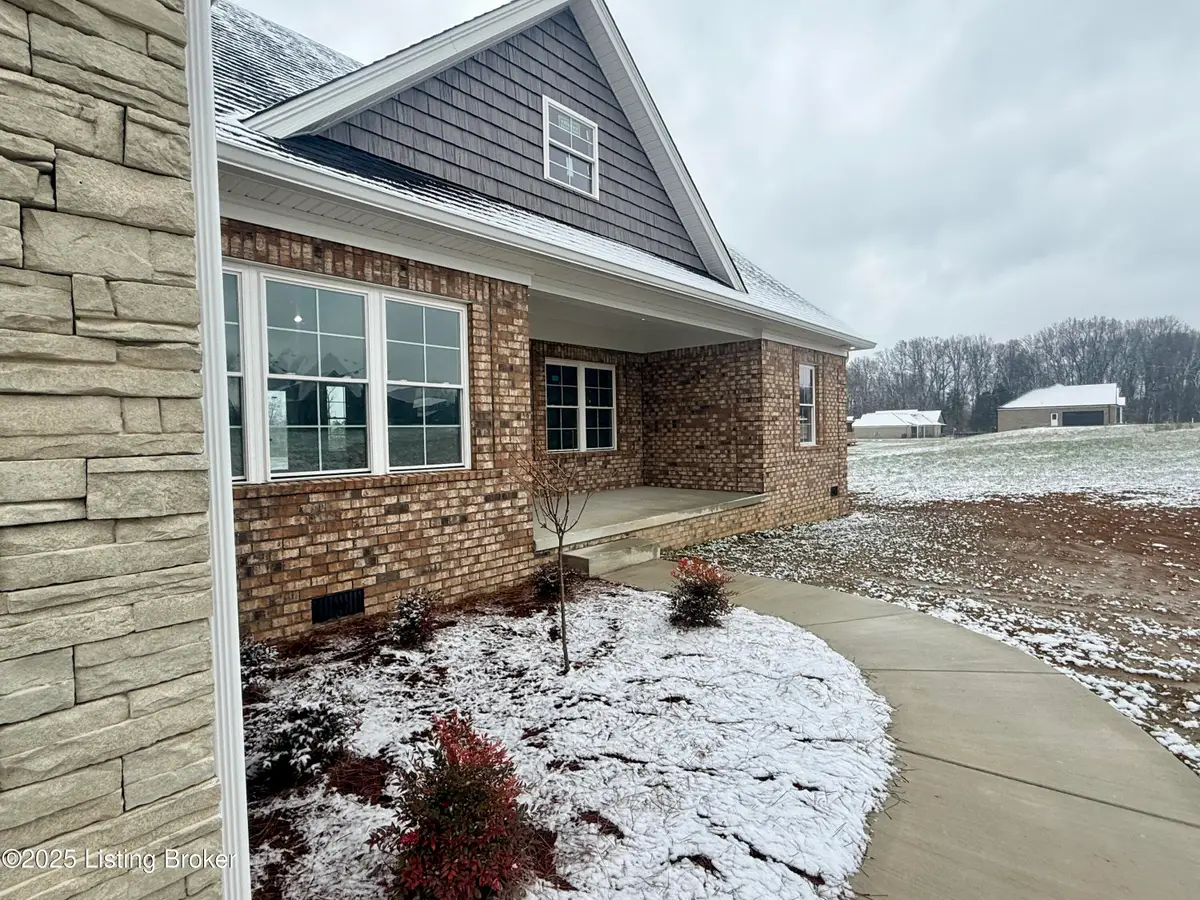 310 Turnbury Ln, Bardstown, KY 40004 - Image #1