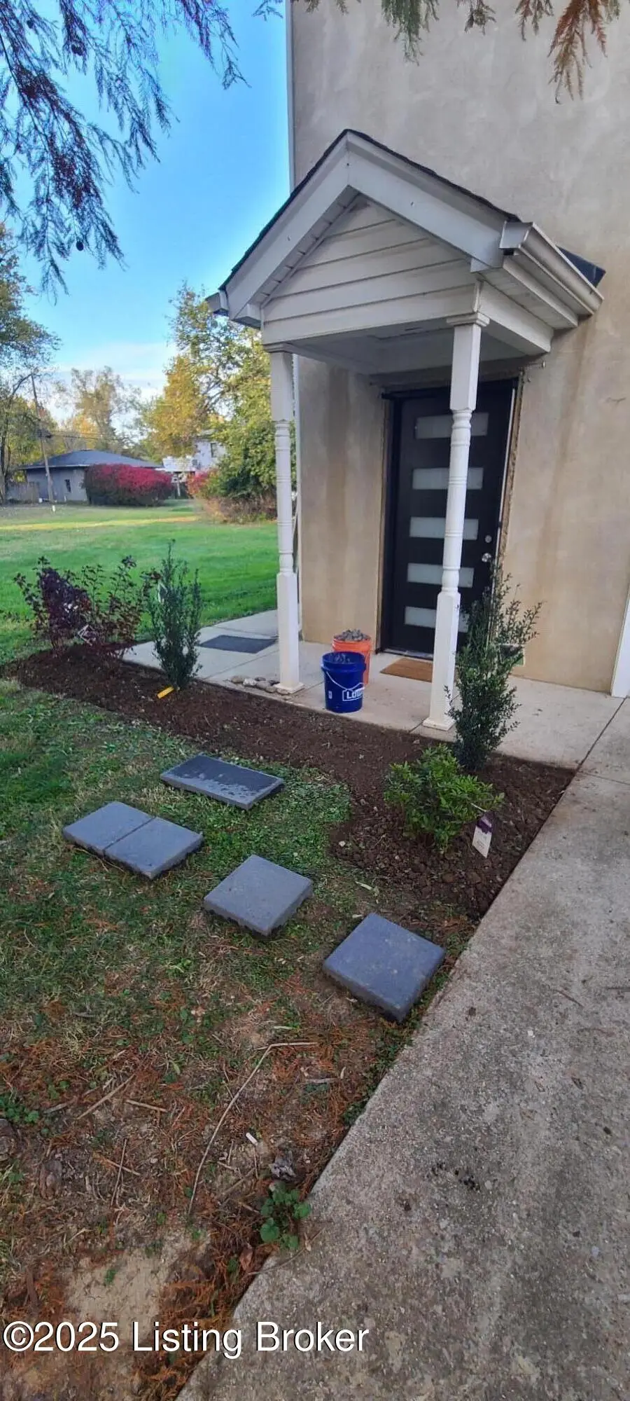 909 W Riverside Dr, Louisville, KY 40207 - Image #3