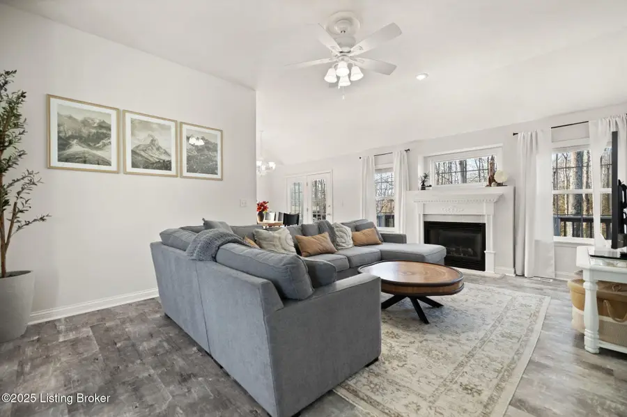 608 Harvard Dr, Elizabethtown, KY 42701 - Image #2