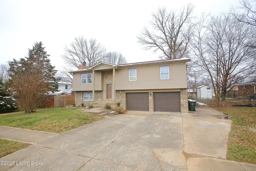 9323 Willowwood Way, Louisville, KY 40299 - Image #3