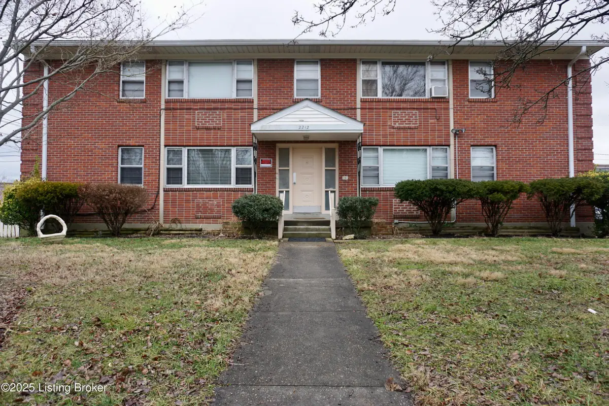 2212 Gerald Ct, Louisville, KY 40218 - Image #1