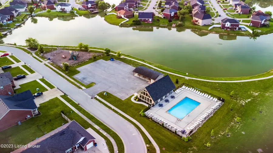 490 Mud Hen Dr, Shepherdsville, KY 40165 - Image #3