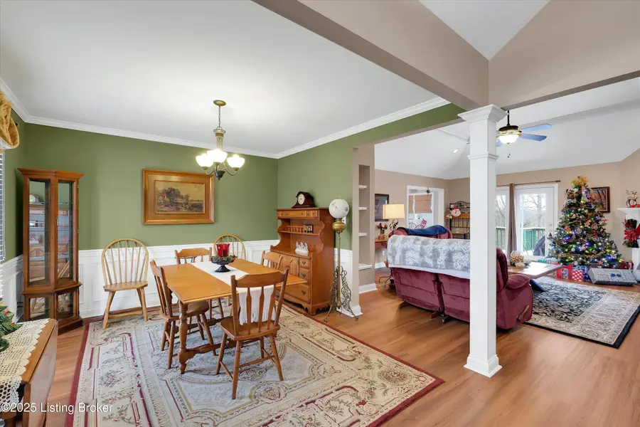 1928 Prestwick Dr, La Grange, KY 40031 - Image #3