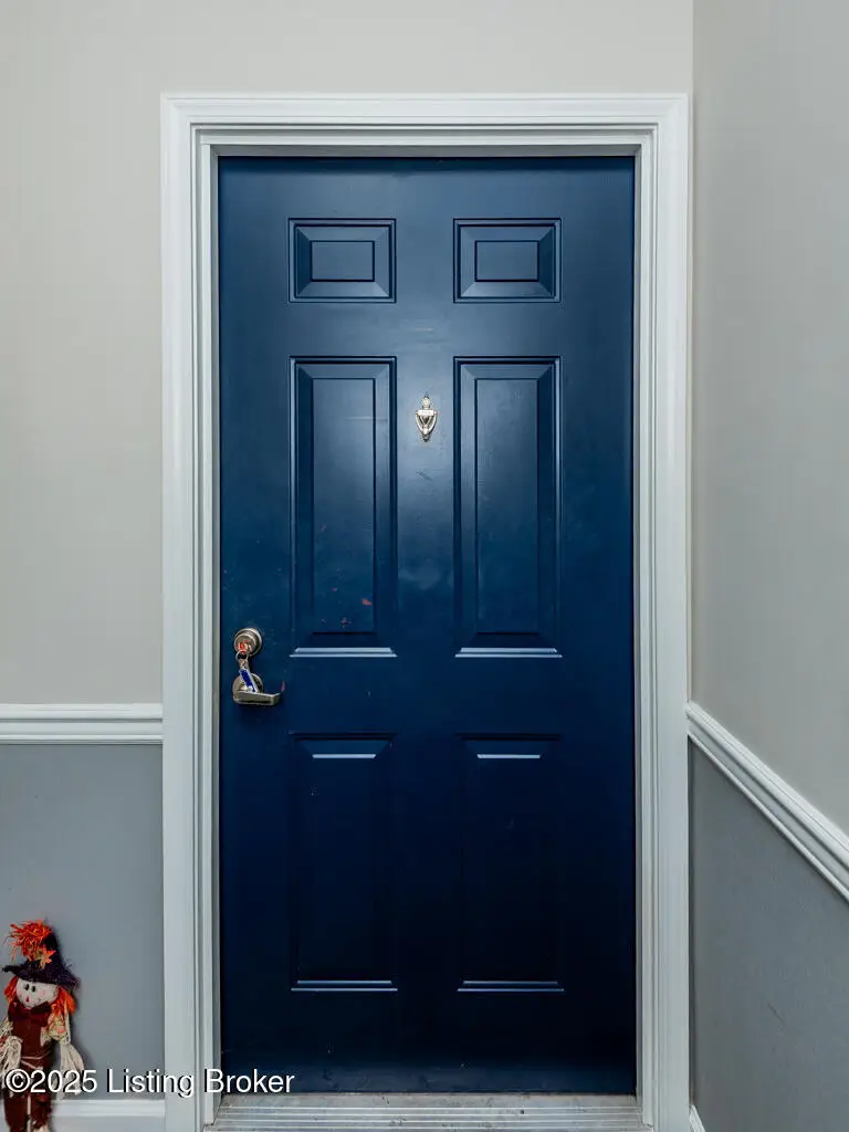 2704 Bradford Commons Dr #UNIT 103, Louisville, KY 40299 - Image #2