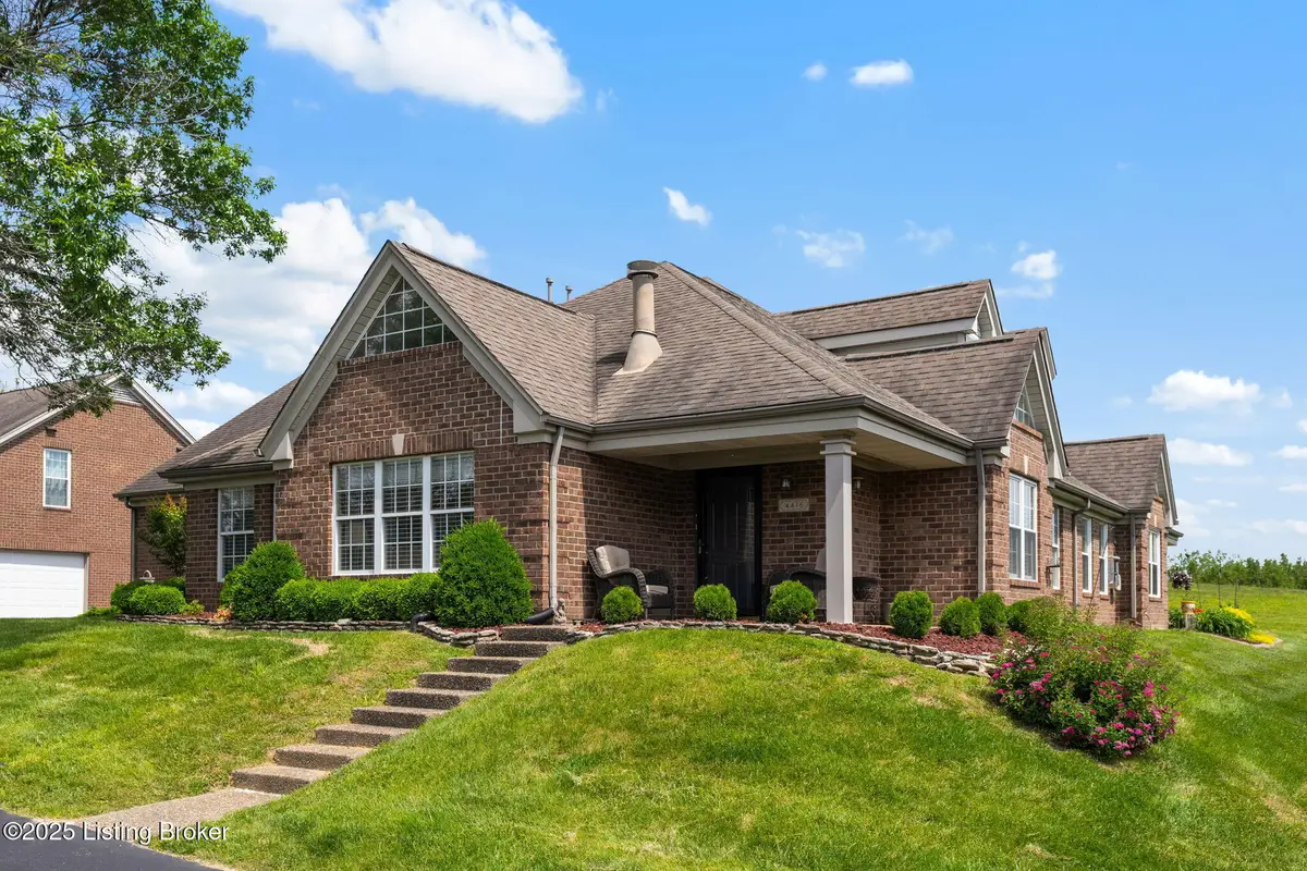 4416 Southbridge Ct, Louisville, KY 40272 - Image #1