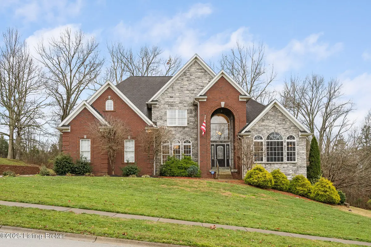 497 Oak Creek Dr, Mount Washington, KY 40047 - Image #1
