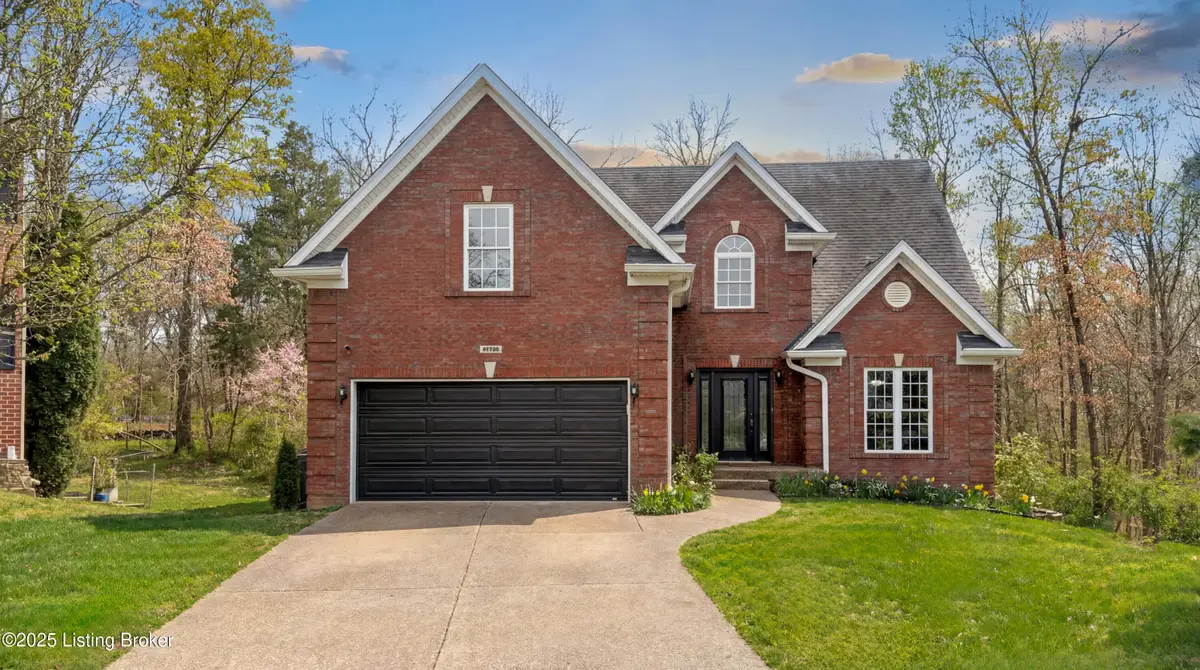 10520 Providence Dr, Louisville, KY 40291 - Image #1