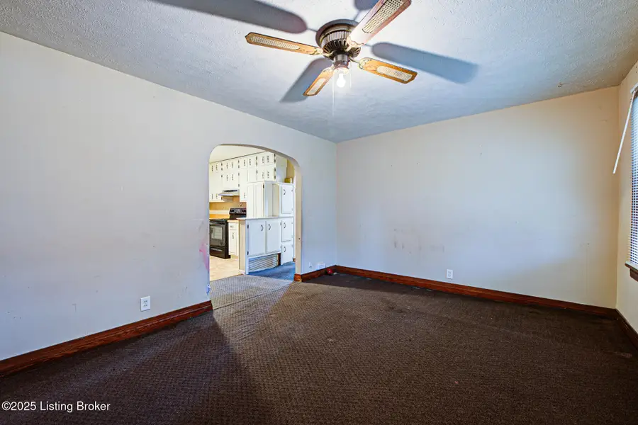 7311 Sky Blue Ave, Louisville, KY 40258 - Image #3