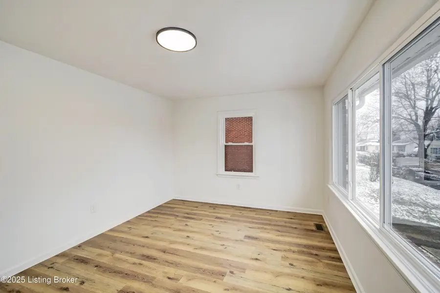 517 Henry St, Elizabethtown, KY 42701 - #3