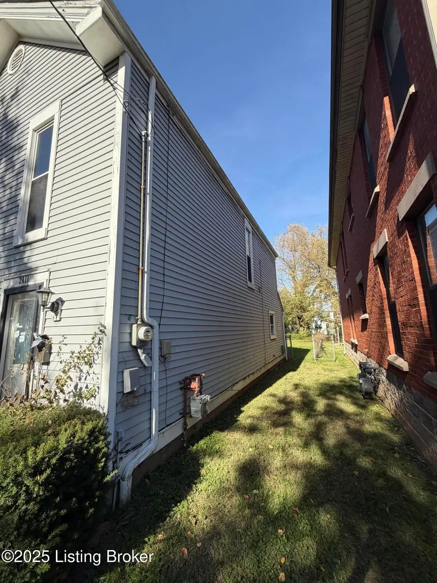 2411 W Chestnut St, Louisville, KY 40211 - Image #3