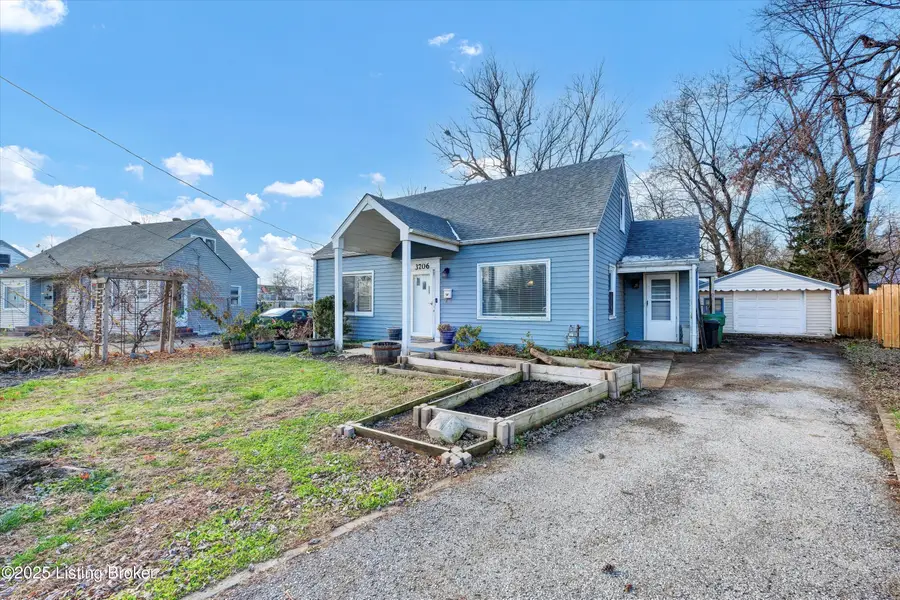 3706 Luken Dr, Louisville, KY 40216 - Image #3