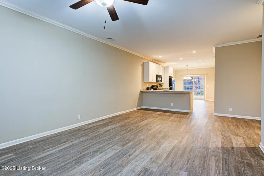 6903 Winnie Way, Louisville, KY 40228 - Image #3