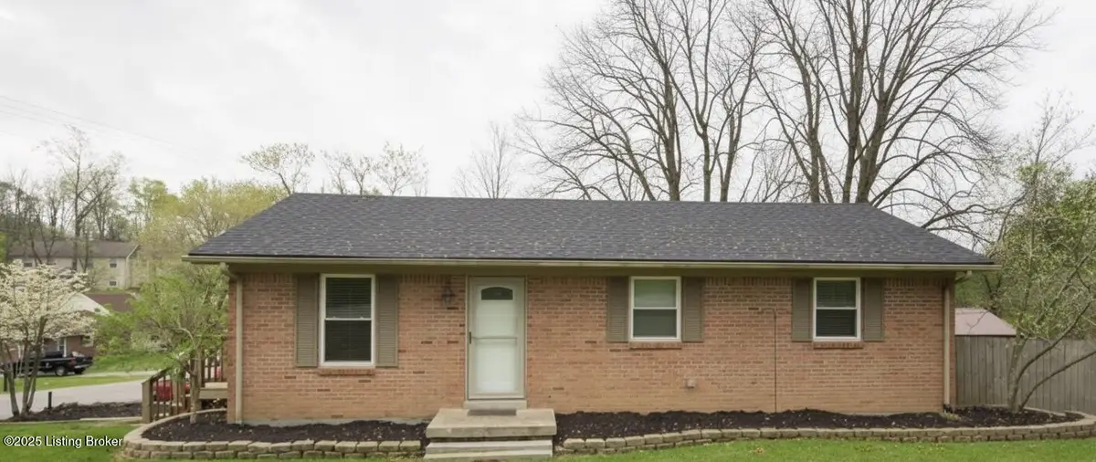 729 Southlawn Dr, Shelbyville, KY 40065 - Image #1