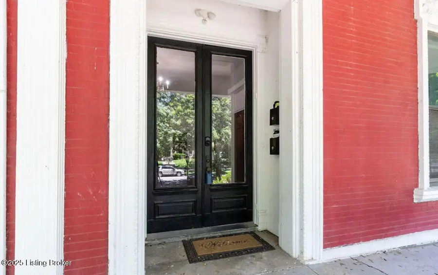 1417 S 3rd St #APT 3B, Louisville, KY 40208 - Image #2