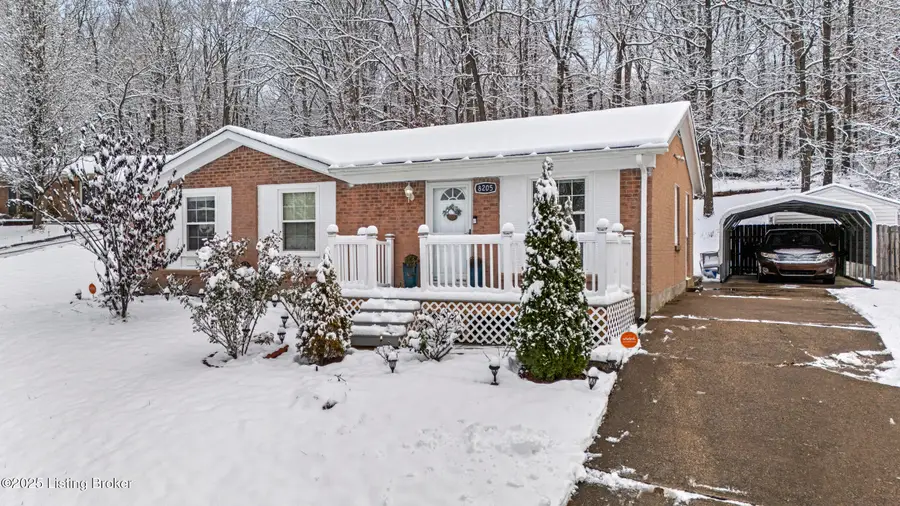 8205 Candelabrum Pl, Louisville, KY 40214 - Image #3