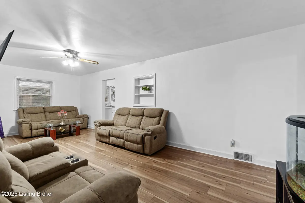 2025 San Jose Ave, Louisville, KY 40216 - Image #1