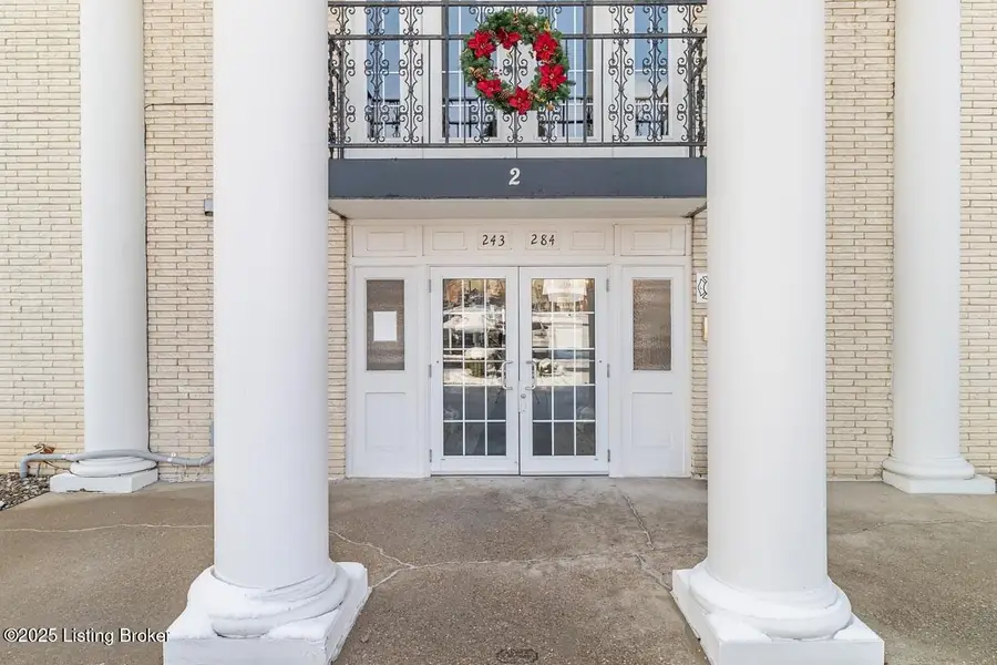 281 El Conquistador Pl, Louisville, KY 40220 - Image #3