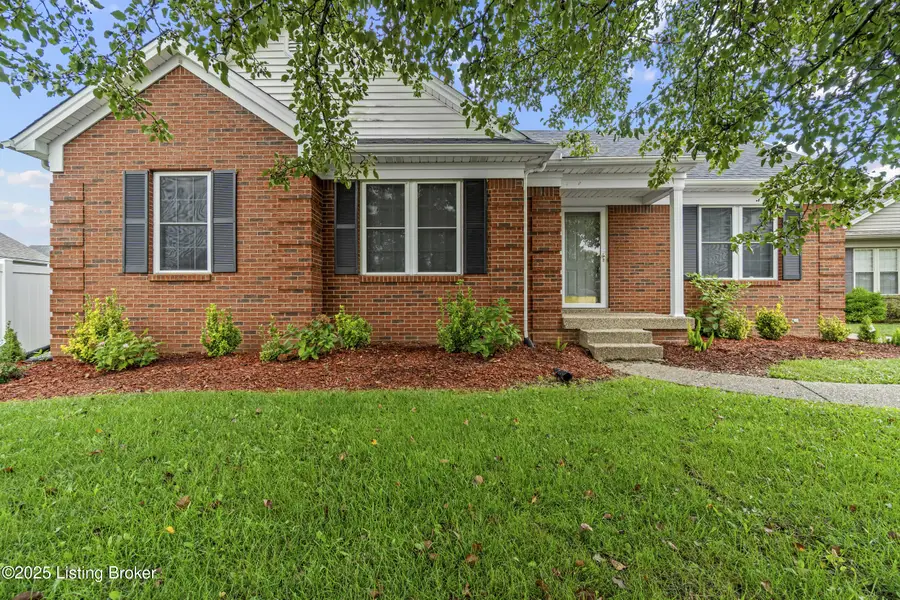 11703 Sun Beam Ct, Louisville, KY 40272 - Image #2