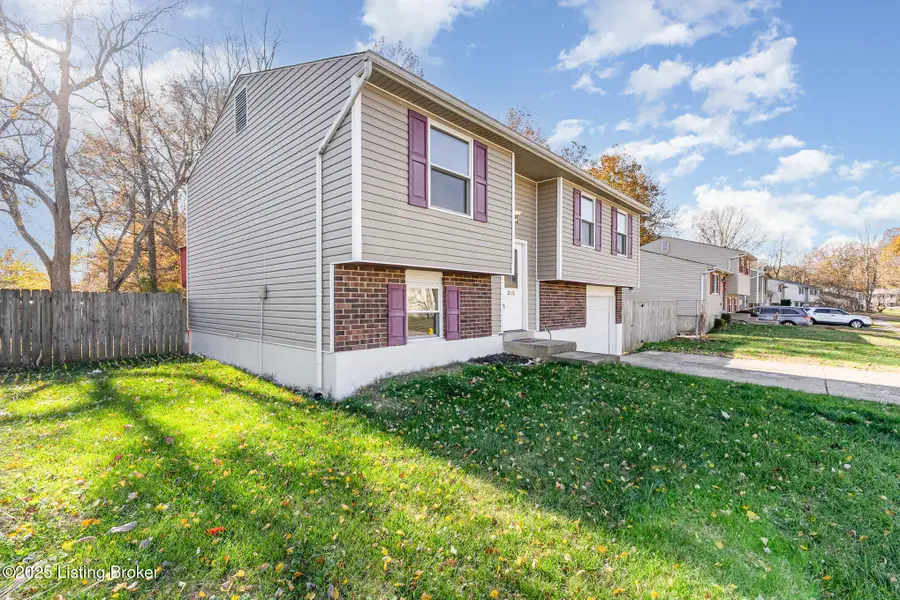 3700 Canopus Ct, Louisville, KY 40219 - Image #2