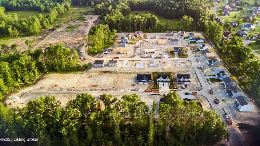 313 Mud Hen Dr, Shepherdsville, KY 40165 - Image #3