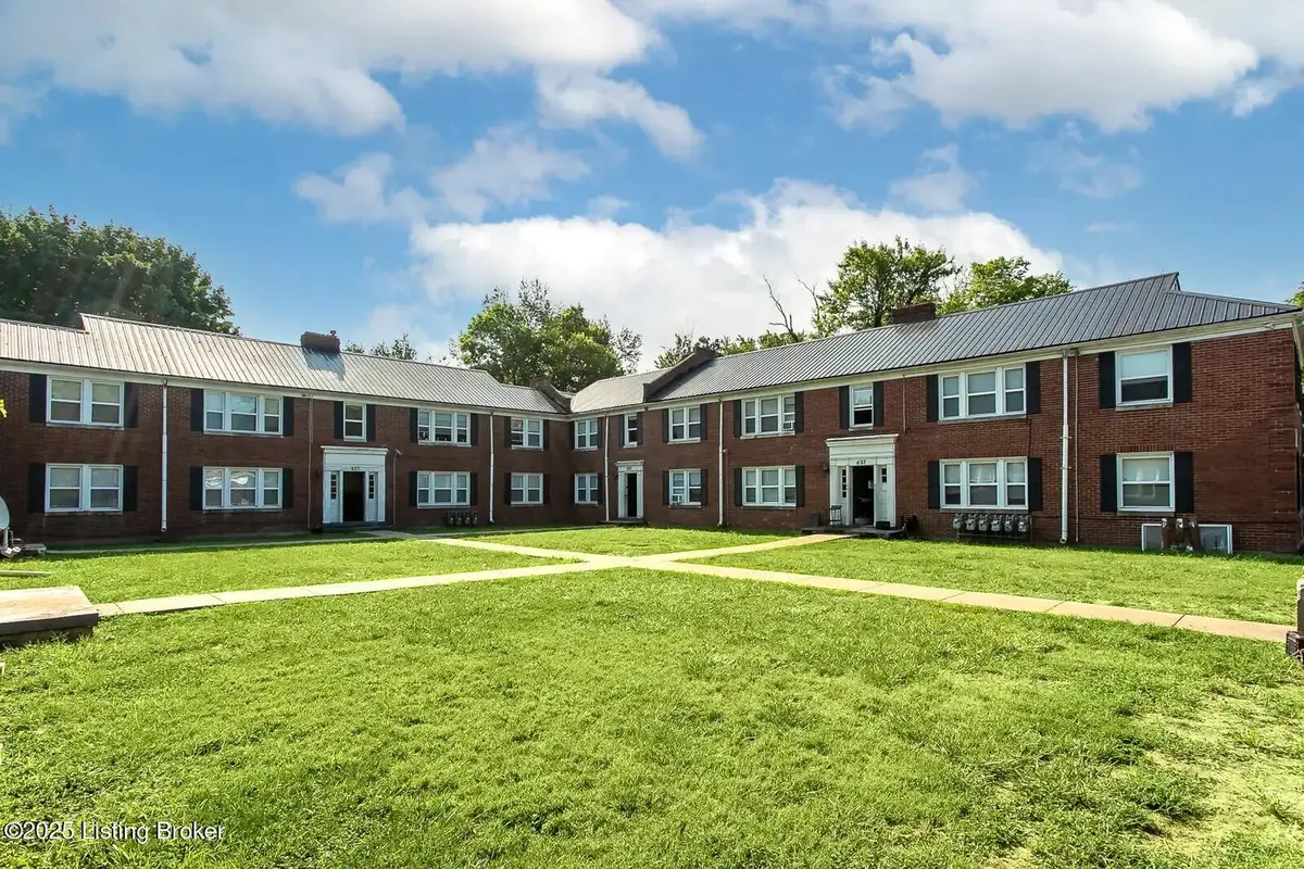 607 S 44th St, Louisville, KY 40211 - Image #1