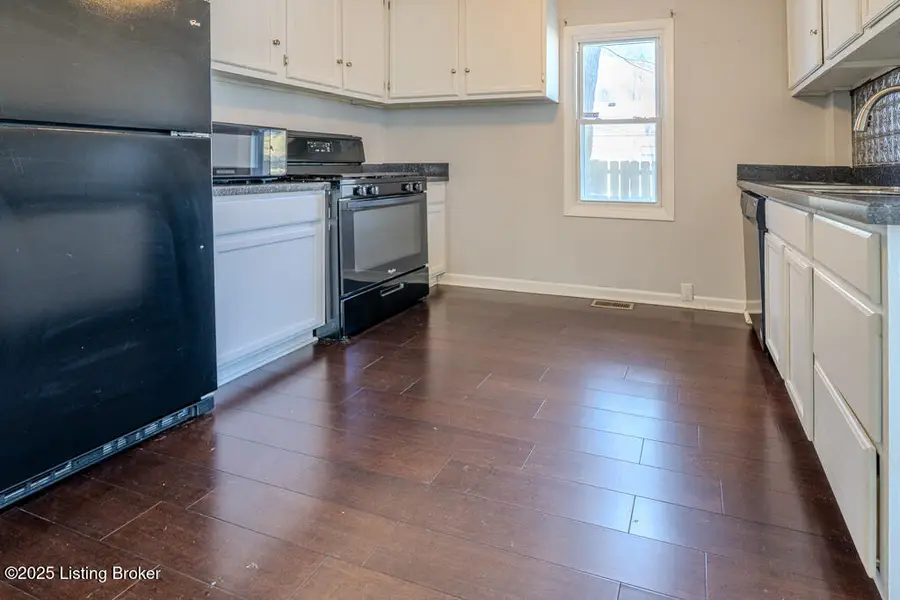 5465 Bruce Ave, Louisville, KY 40214 - Image #2