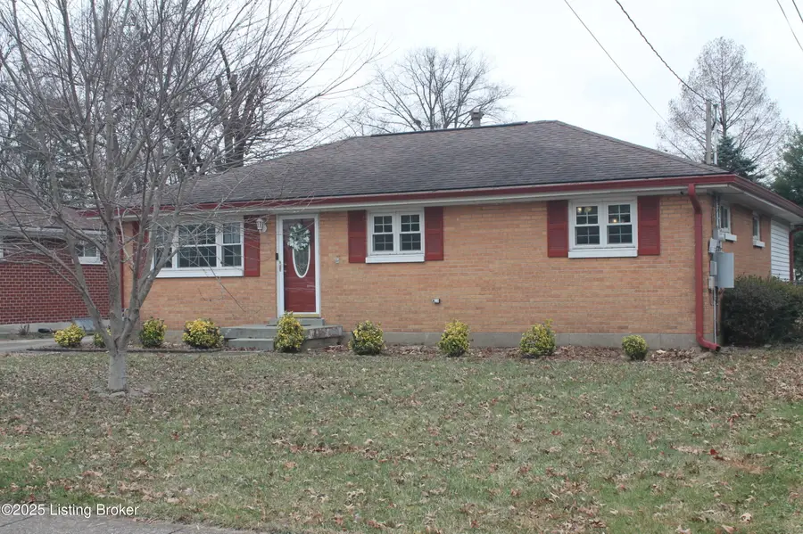 1534 Anna Ln, Louisville, KY 40216 - Image #2