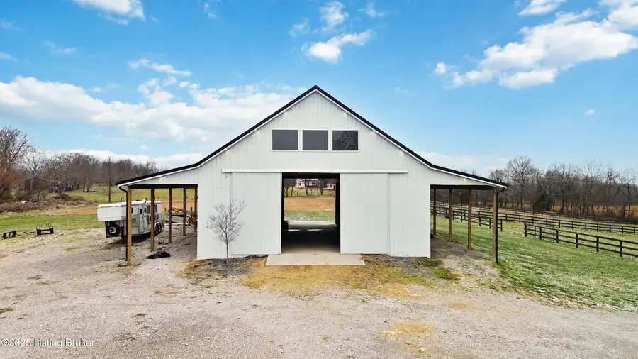 469 Meadowbrook Rd, Richmond, KY 40475 - Image #2