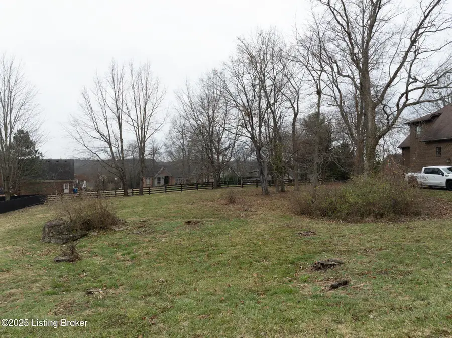 7202 Star Barn Ln, Crestwood, KY 40014 - Image #2