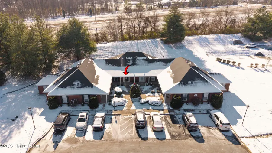 8448 Aspen Glen Way, Louisville, KY 40228 - Image #2