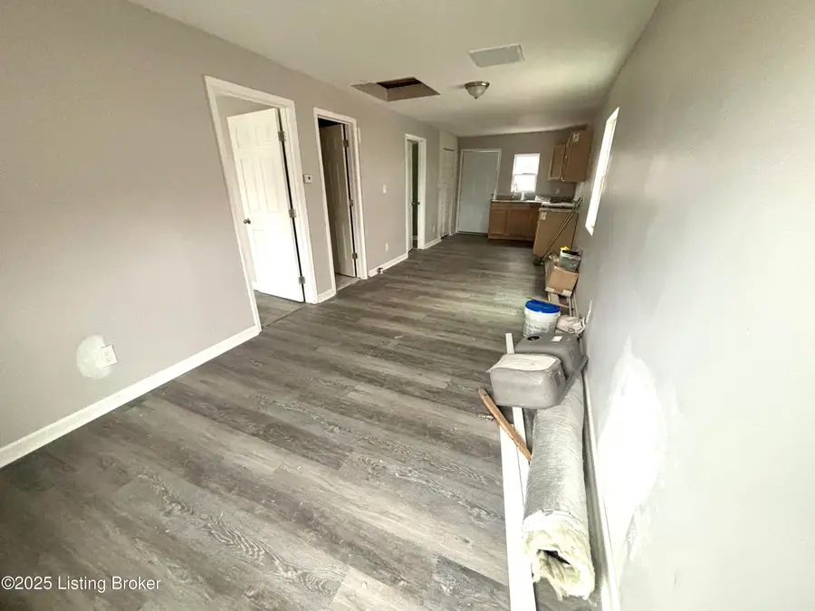 4003 Grand Ave, Louisville, KY 40211 - Image #3