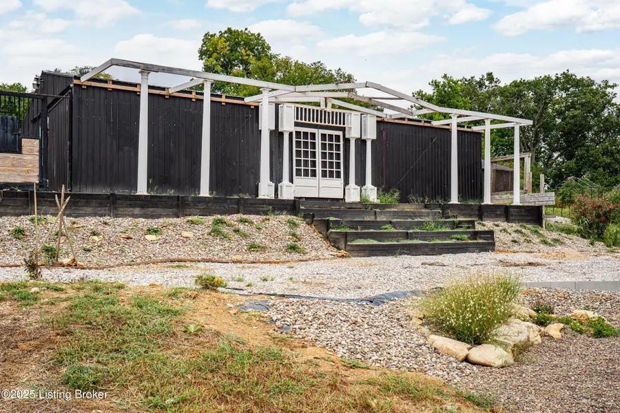 10503 1/2 Bardstown Bluff Rd, Louisville, KY 40291 - Image #3