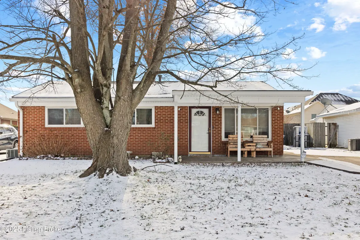 335 Dale Rd, Louisville, KY 40229 - Image #1