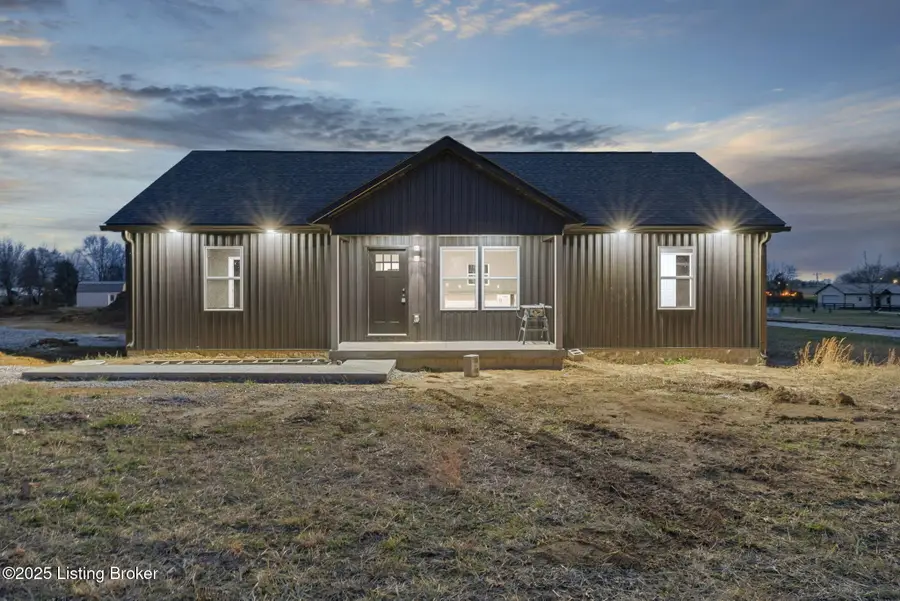 35 Luke St, Clarkson, KY 42726 - Image #2