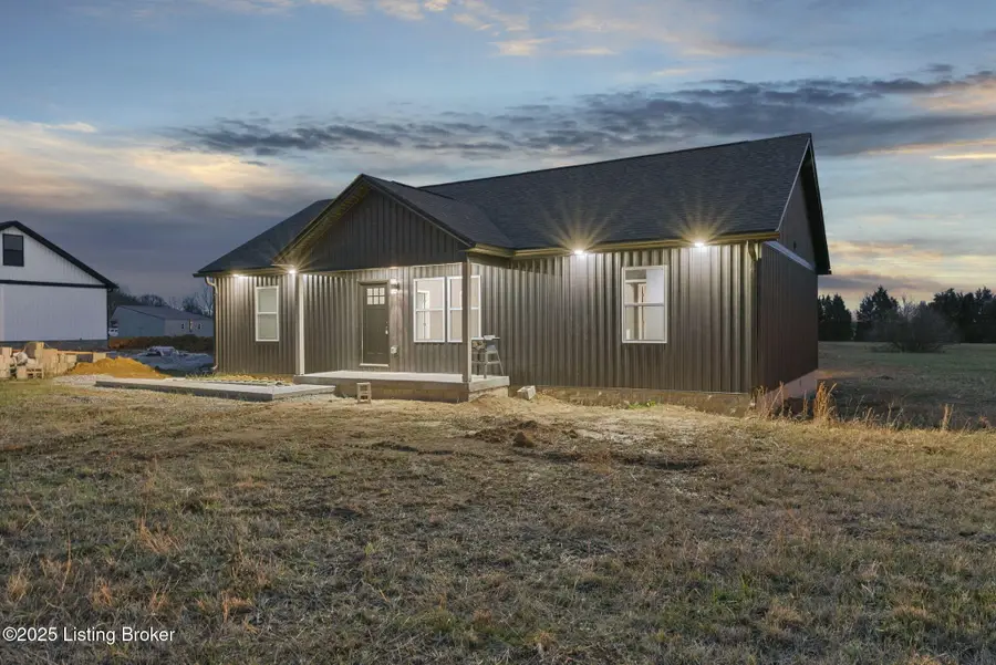 35 Luke St, Clarkson, KY 42726 - Image #3