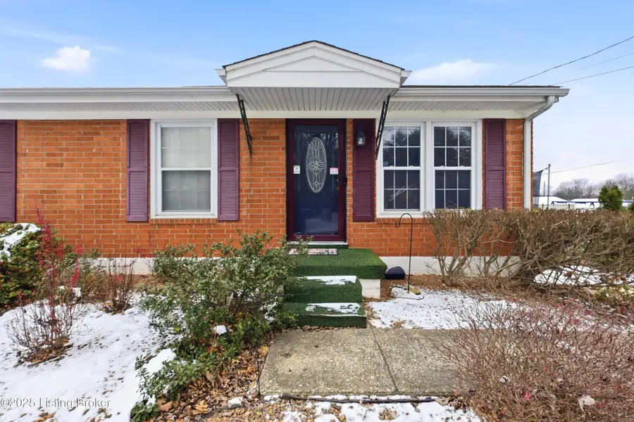 6120 Cooper Chapel Rd, Louisville, KY 40229 - Image #3