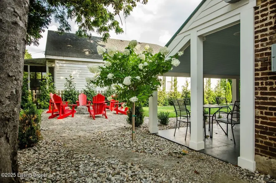 110 E Brashear Ave, Bardstown, KY 40004 - Image #3