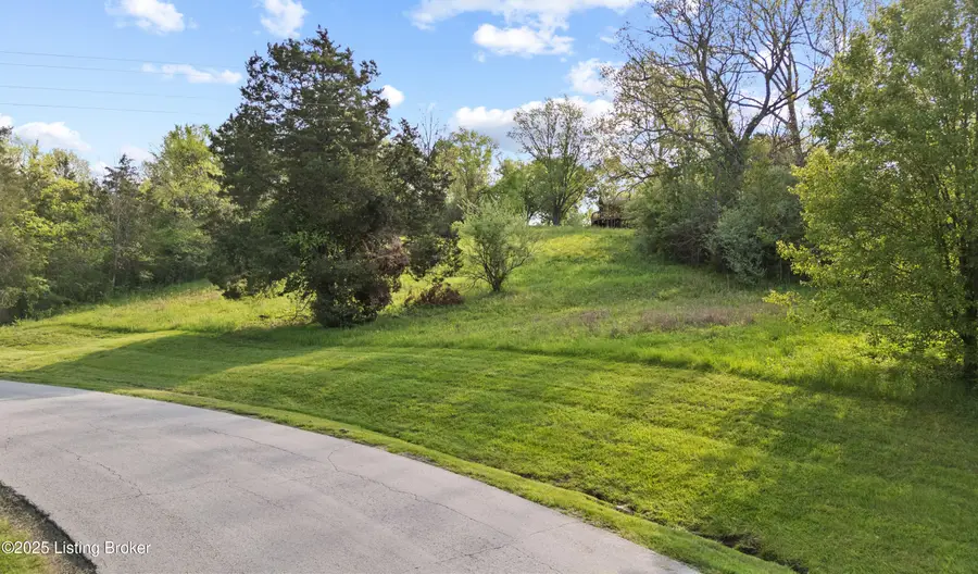 380 S 31 E Loop, Mount Washington, KY 40047 - Image #3