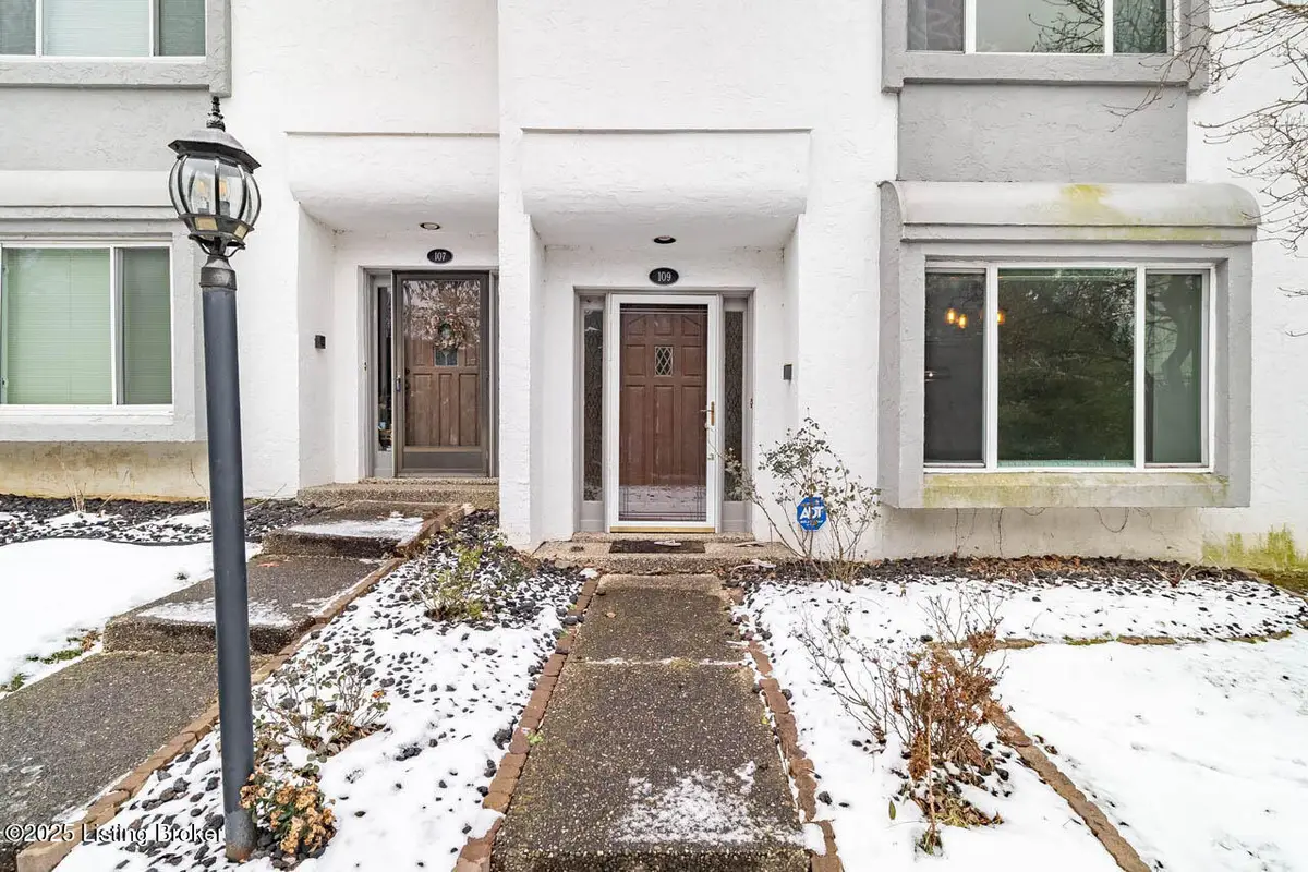 109 Shelby Pointe Dr, Louisville, KY 40223 - Image #1