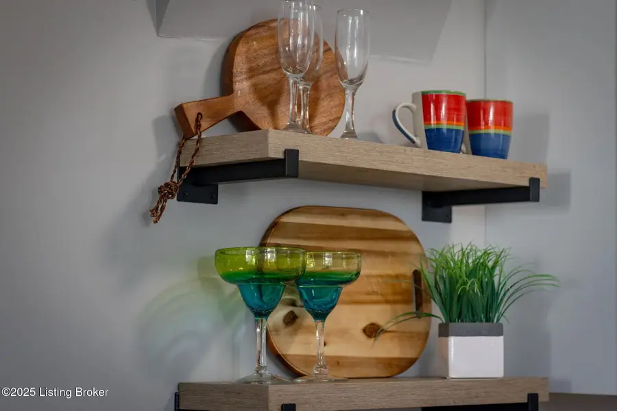 1042 S Shelby St, Louisville, KY 40203 - Image #2