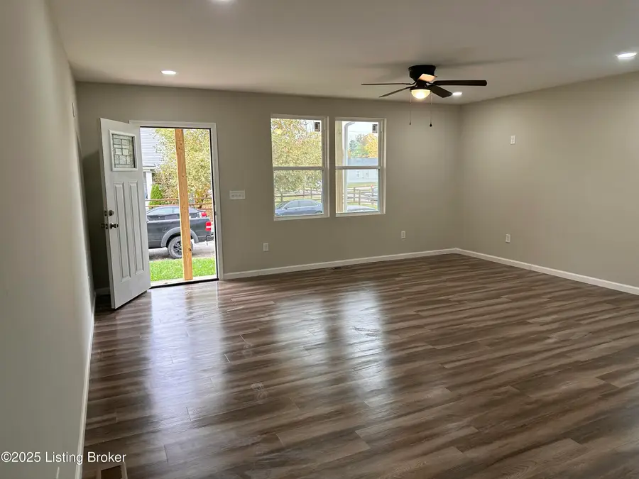 702 M St, Louisville, KY 40208 - Image #2