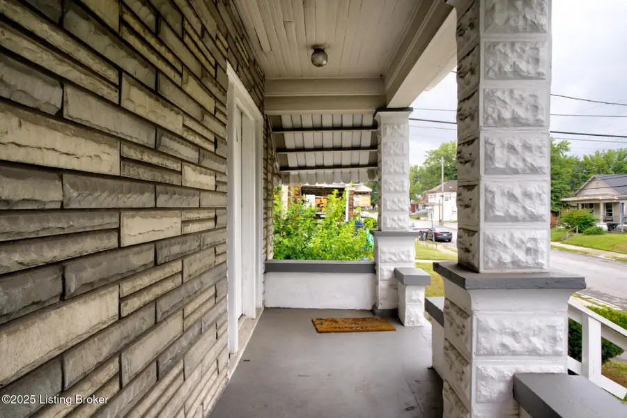 1115 S 32nd St, Louisville, KY 40211 - Image #3