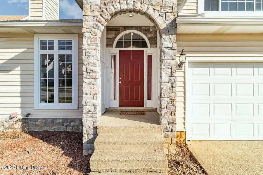 5113 Silverton Ln, Louisville, KY 40241 - Image #2