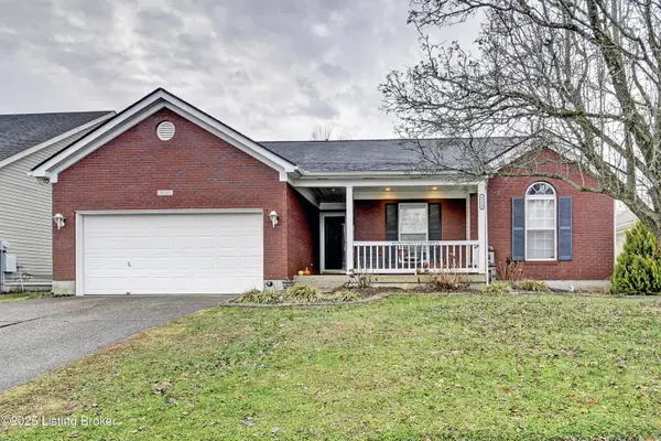 8116 Eagles Crest Ct, Louisville, KY 40291