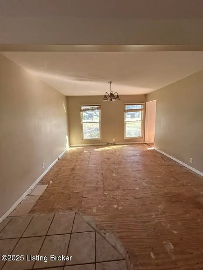 531 Rose Creek Dr, Radcliff, KY 40160 - Image #2