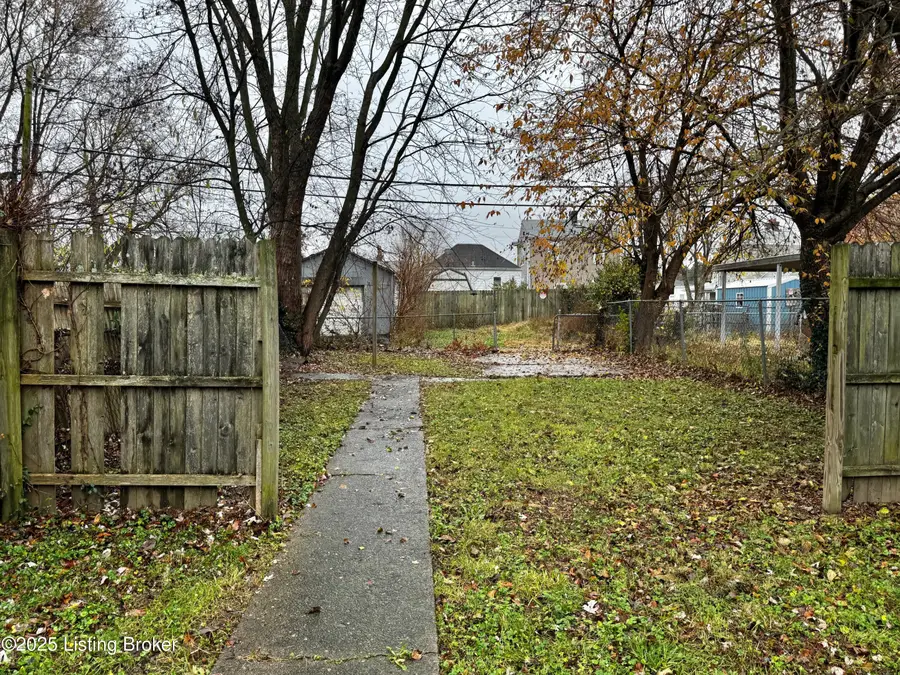 2722 Slevin St, Louisville, KY 40212 - Image #2