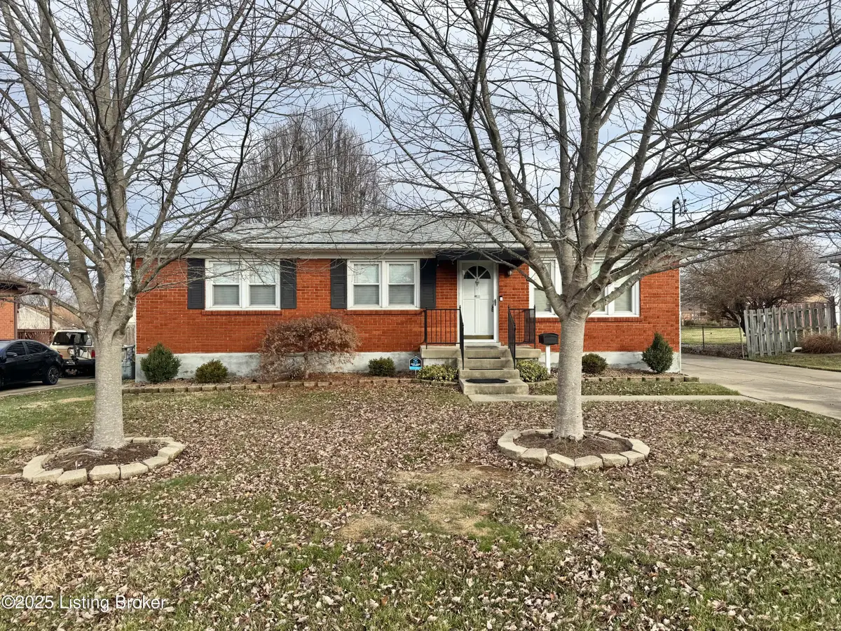 5517 Pico Ln, Louisville, KY 40219 - Image #1